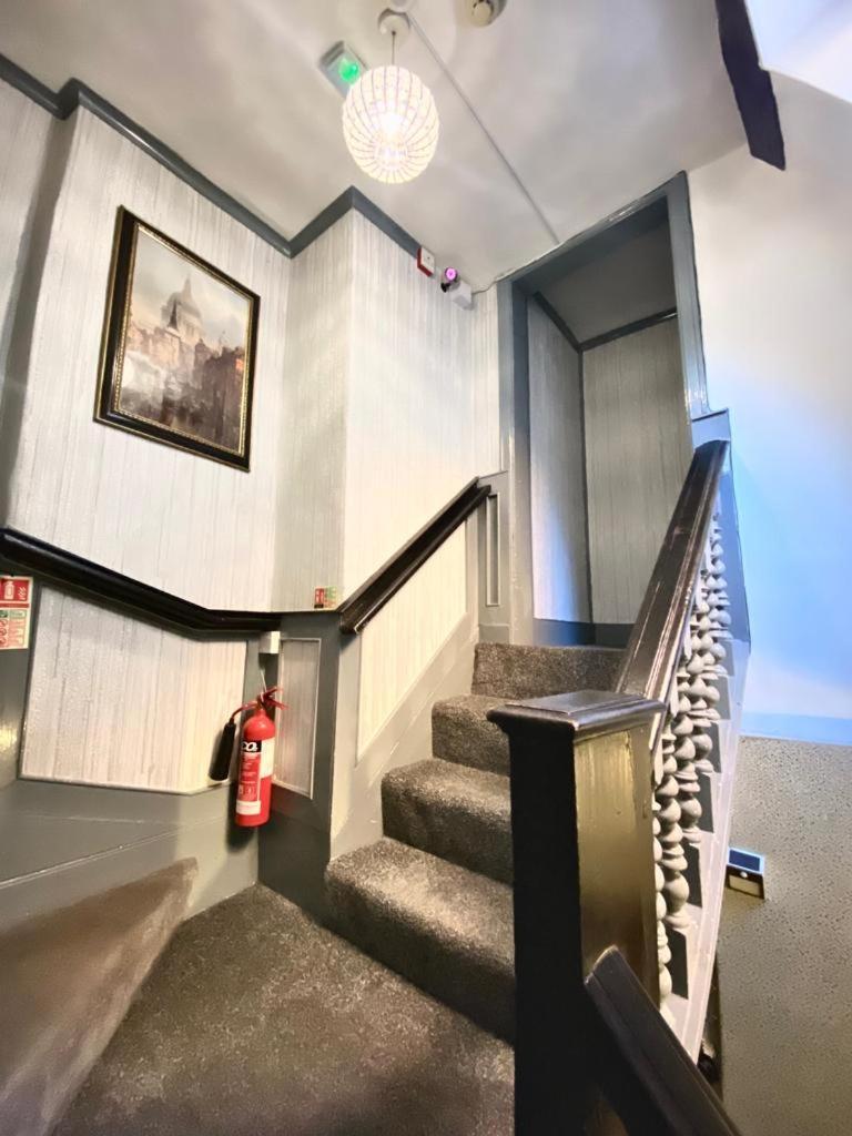 Greyfriars Lodge Canterbury Bagian luar foto